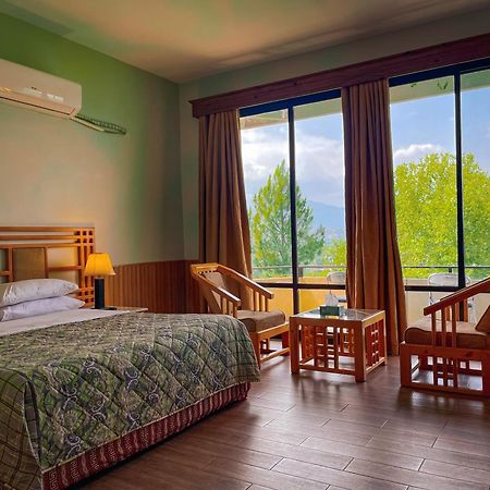 Rock City Resort Saidu Sharif Exteriör bild